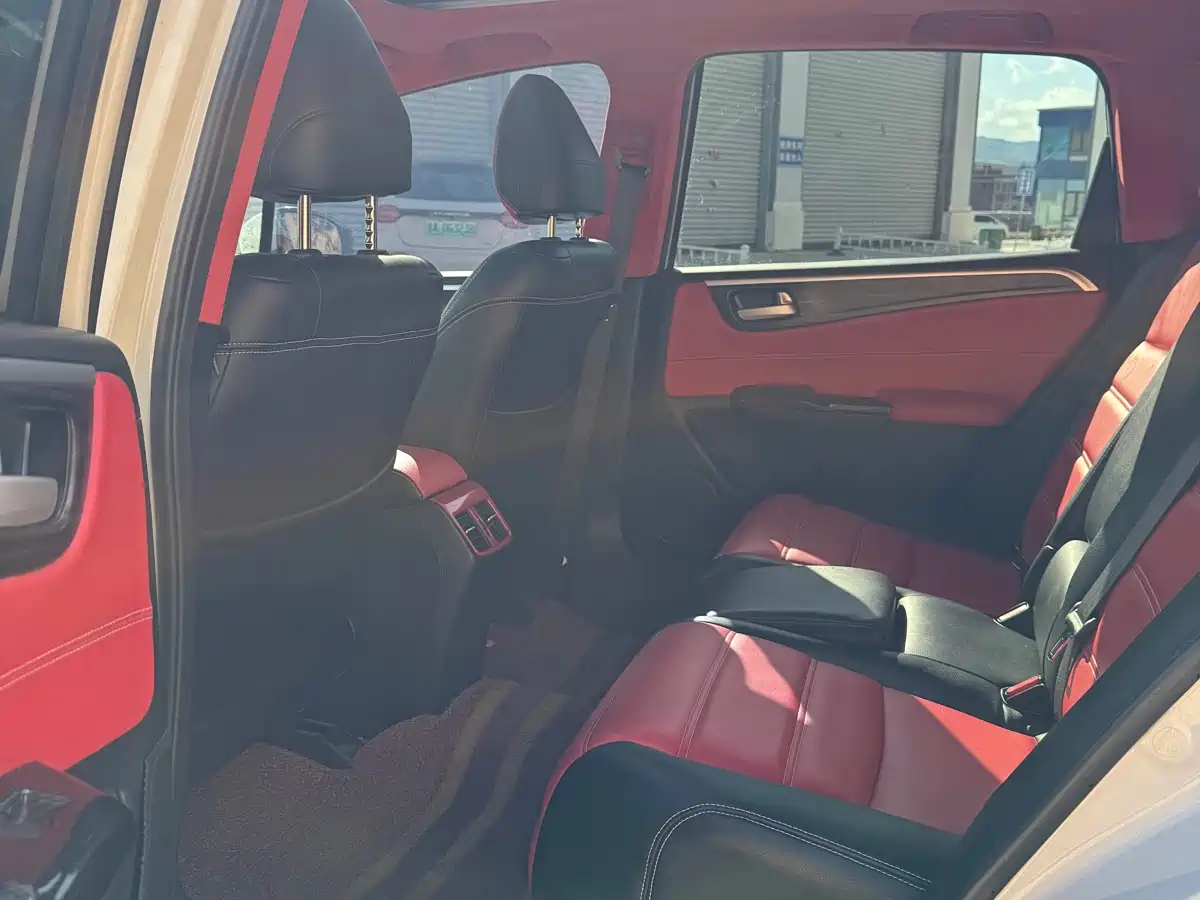 Honda Jade 2018 2017 1.8L Automatic Comfort Edition 5-seater