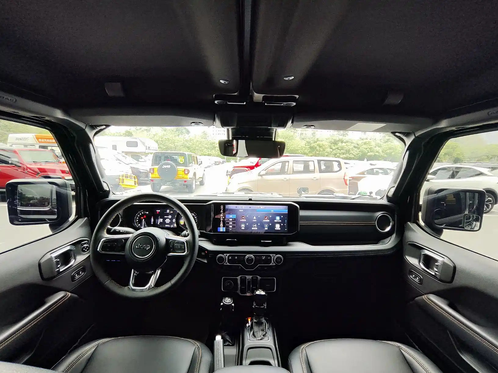 Photo 25 - Jeep Wrangler 4xe