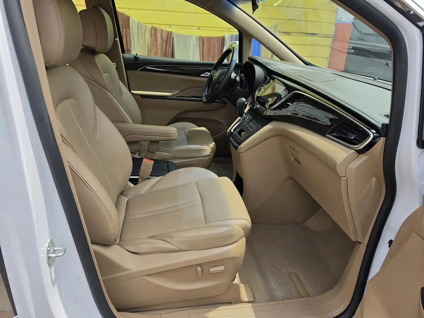 Buick GL8 2017 ES 28T Premium China V фото 4