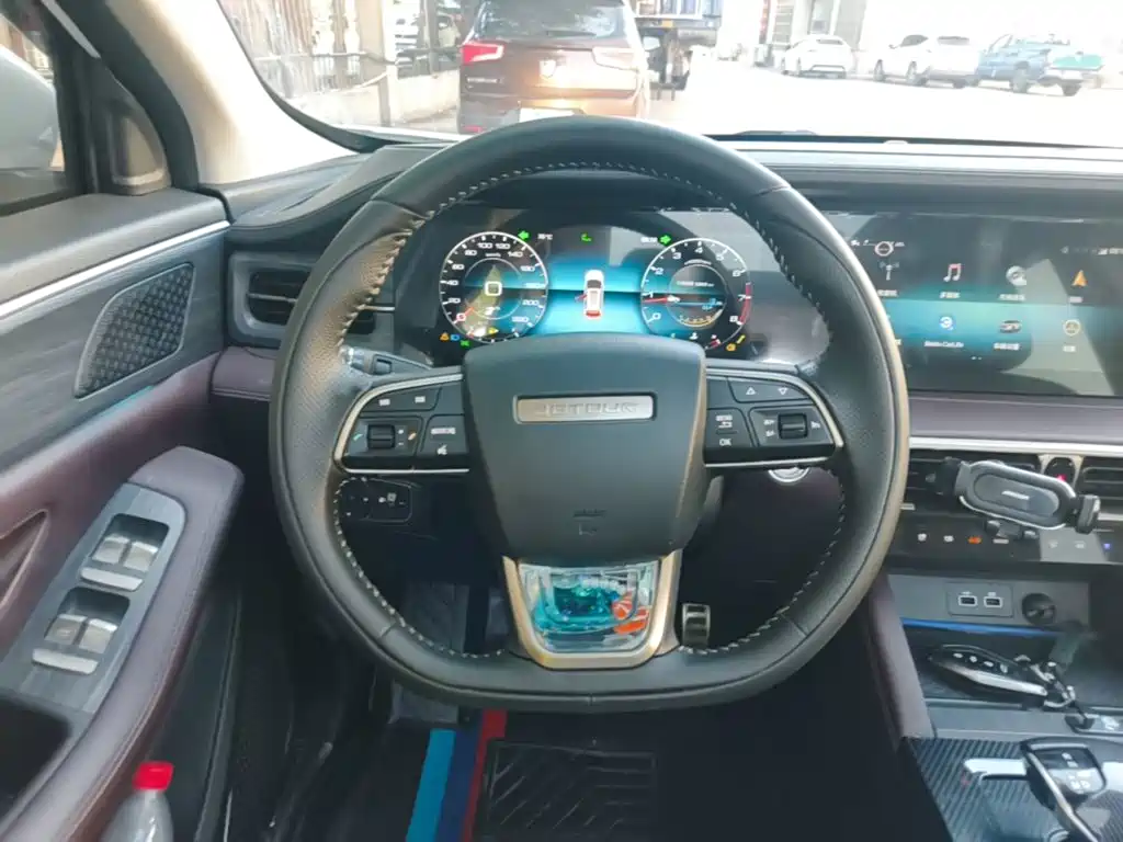Jetour X90 PLUS 2024 2024 1.6TD DCT Bieshu PRO 5-seater