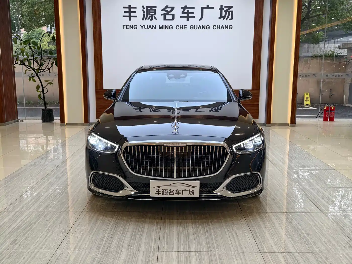 MERCEDES-BENZ MAYBACH S-CLASS