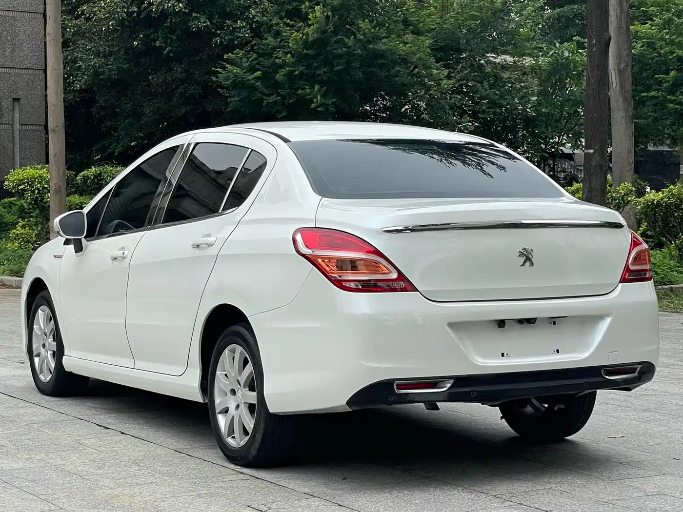 Peugeot 308 2013 Model 1.6L Automatic Trend Style фото 14