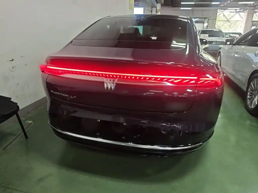 Фото 6 - Buick Zenith Sedan