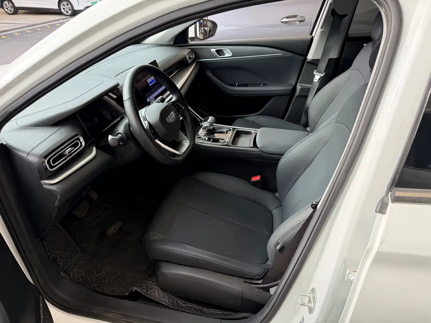 2026 Geely Emgrand