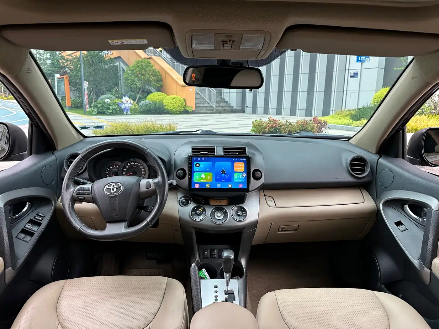 Toyota RAV4 Rongfang 2013 Special Edition 2.4L Auto AWD Prestige фото 9