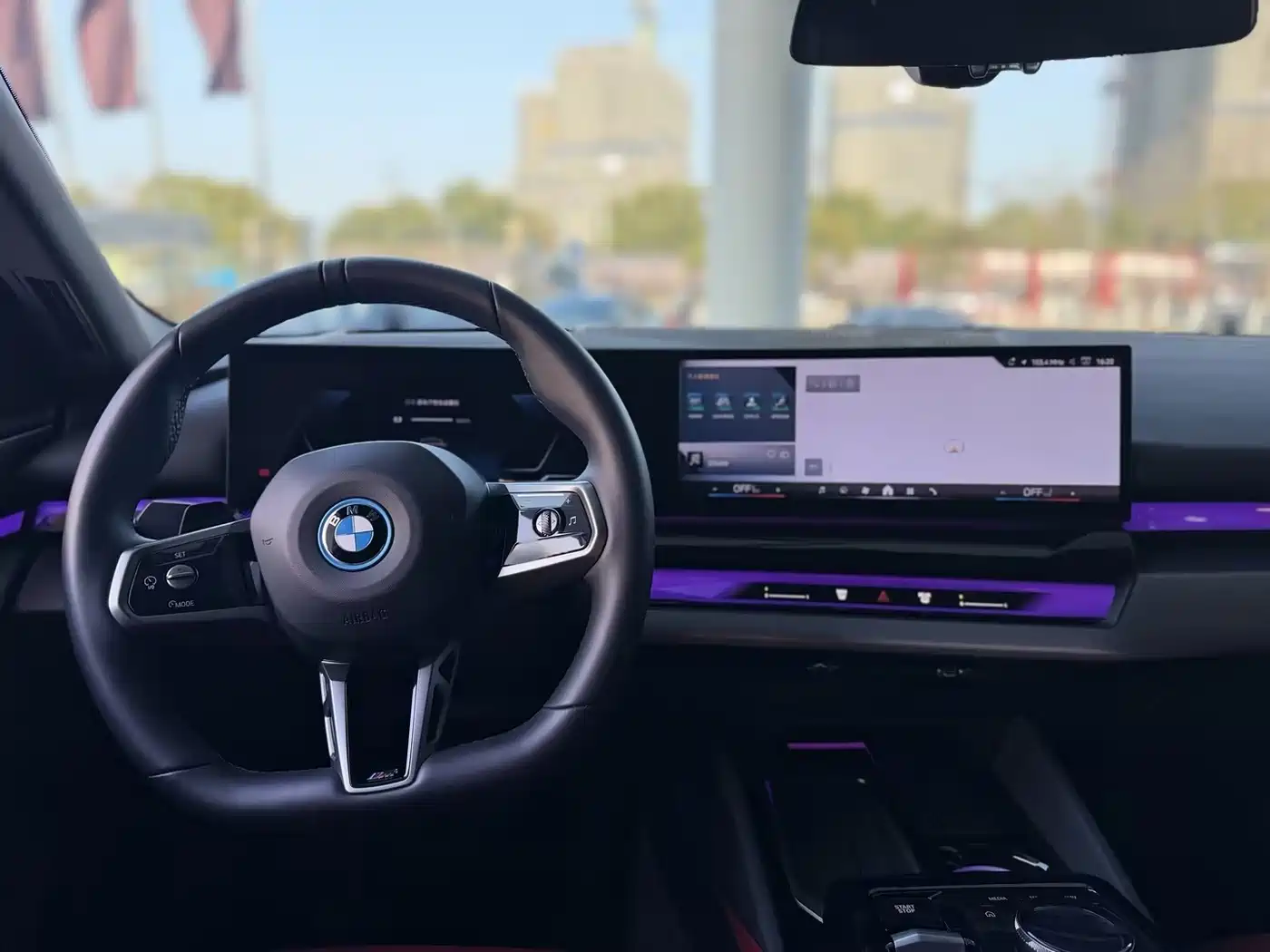 BMW I5