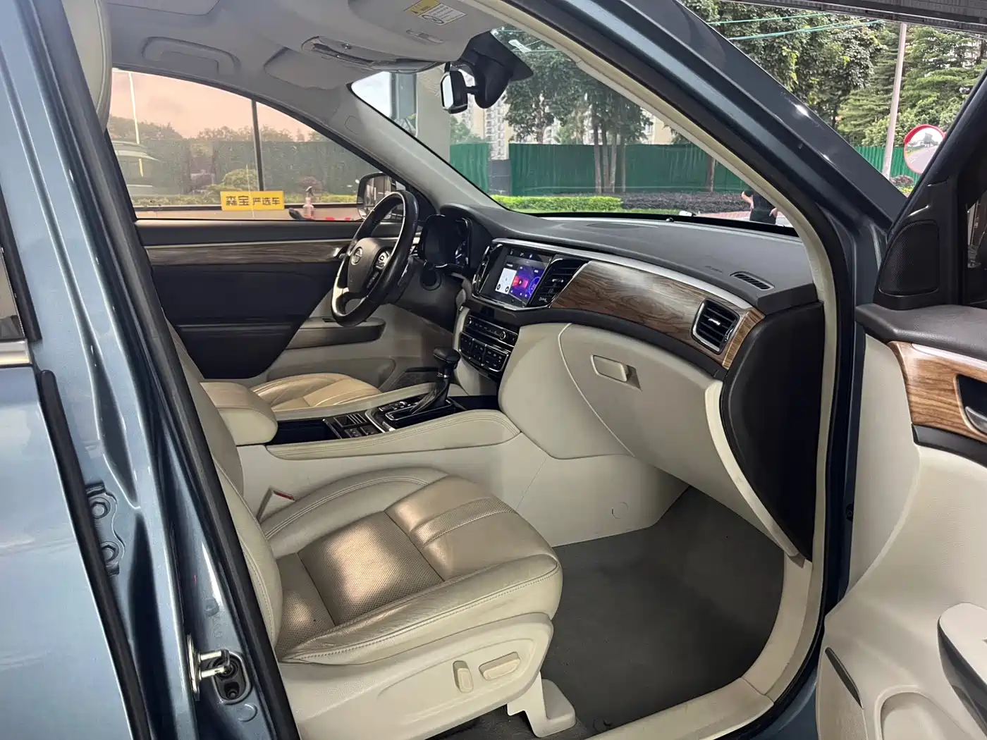 GAC Trumpchi Trumpchi GS8 2017 320T 2WD Luxury Smart Connect (7-seater) фото 17