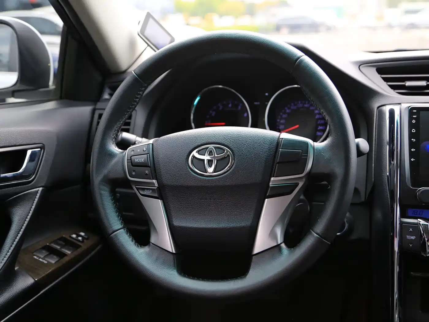 Toyota Reiz 2013 2.5V Elite Edition фото 5