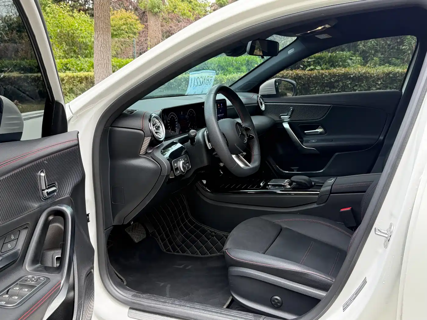Mercedes-Benz A-Class 2024 A 200 L Fashion Edition фото 4