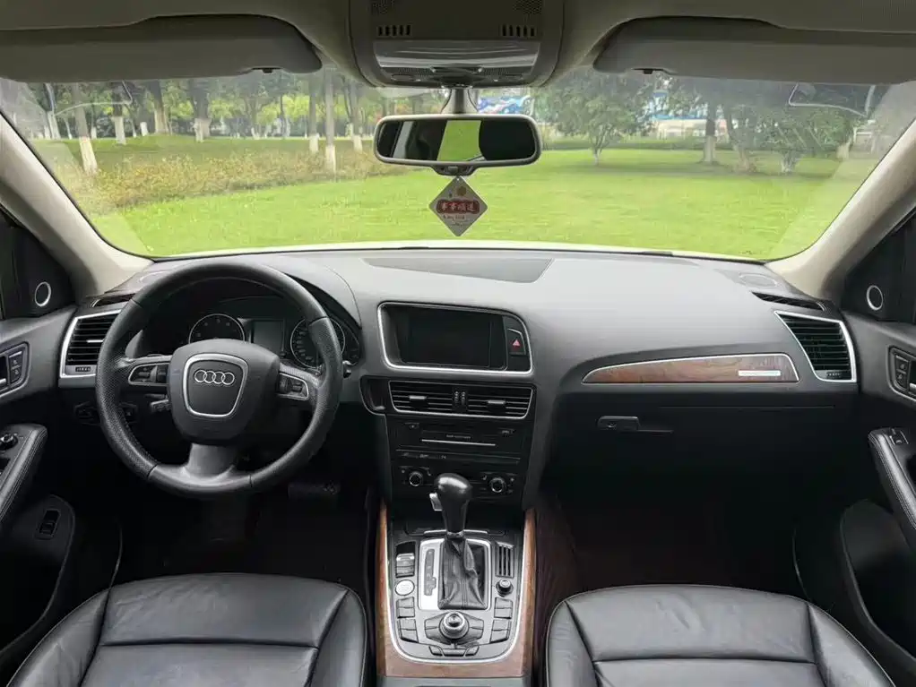 Audi Q5 (Import) 2012 2010 3.2FSI Off-road Edition