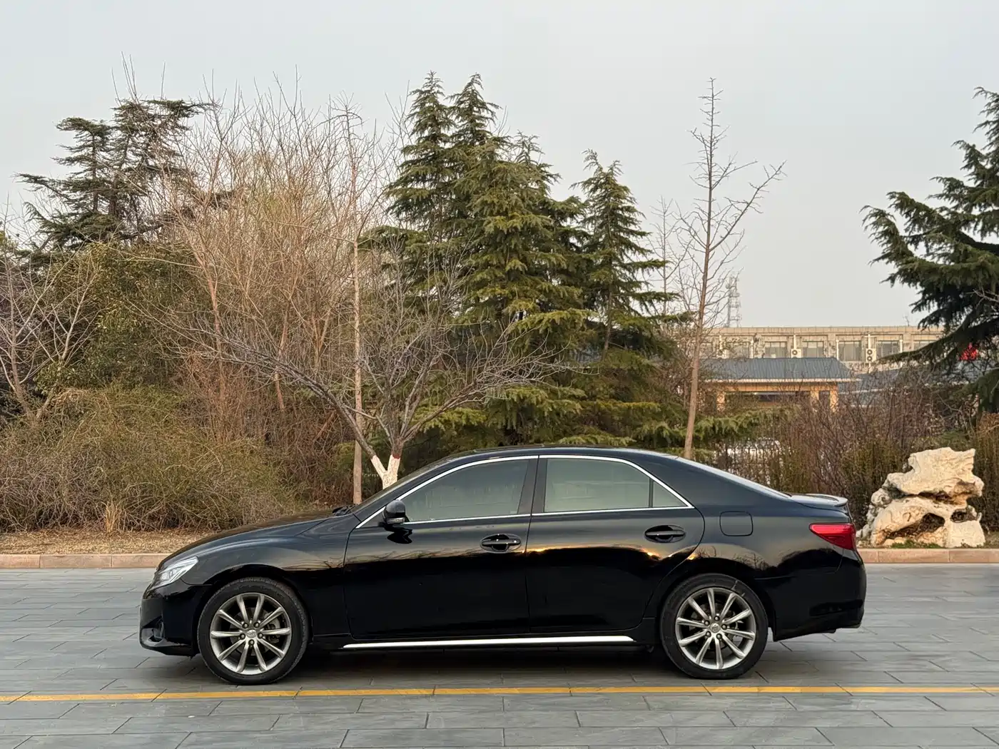 Toyota Reiz 2013 2.5V Premium Edition фото 4