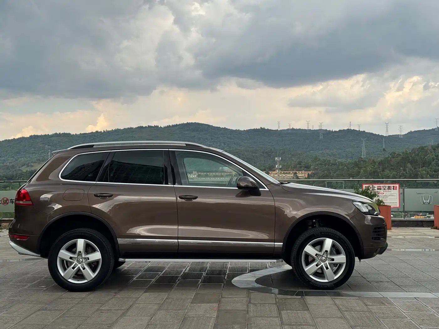 Volkswagen Touareg 2013 2011 3.0TDI Diesel Luxury