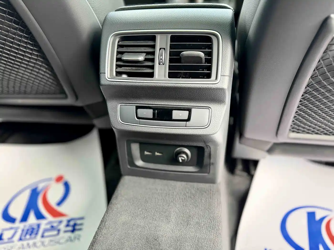 Audi Q5L 2020 45 TFSI Exclusive Fashion фото 6