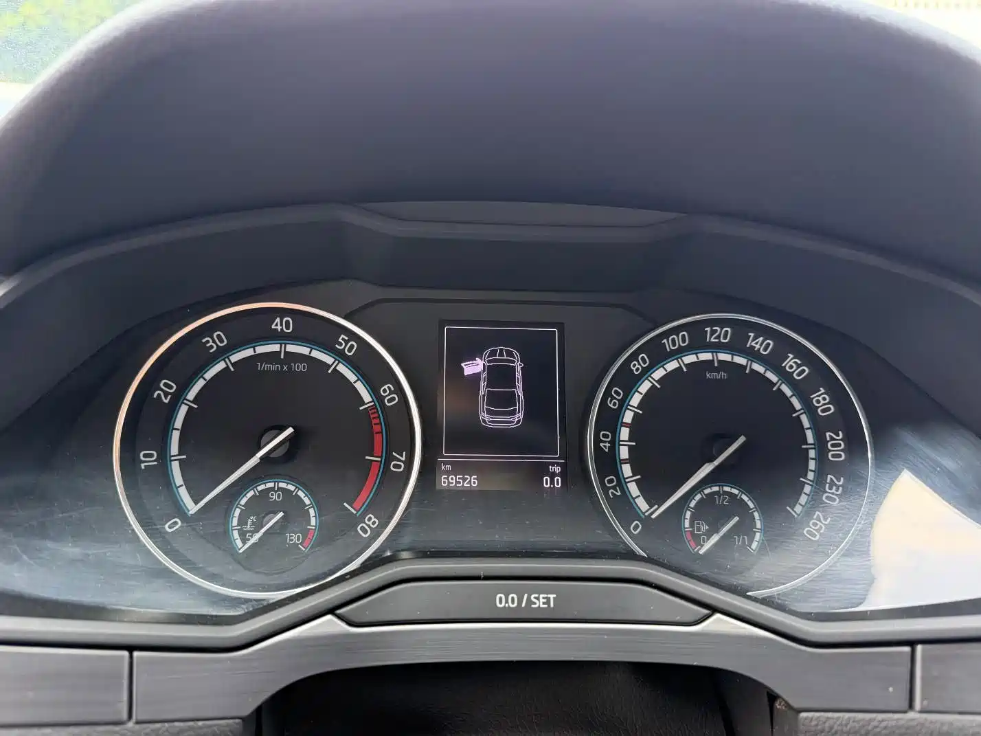 Photo 10 - Škoda Superb