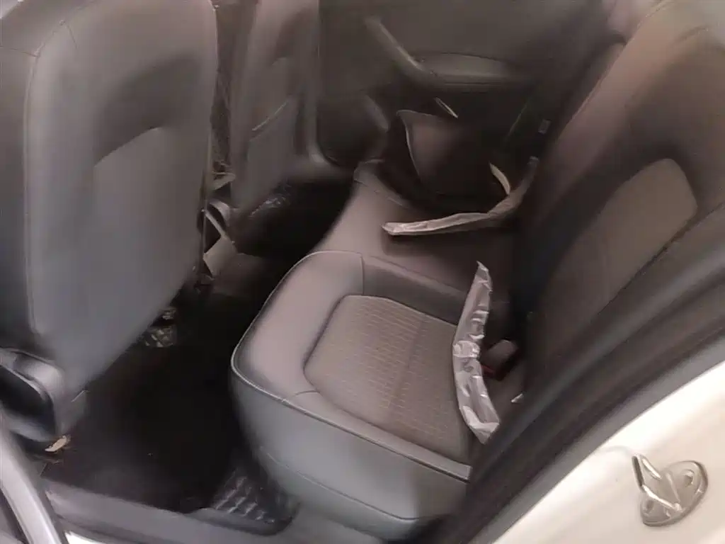 Photo 17 - Volkswagen Santana