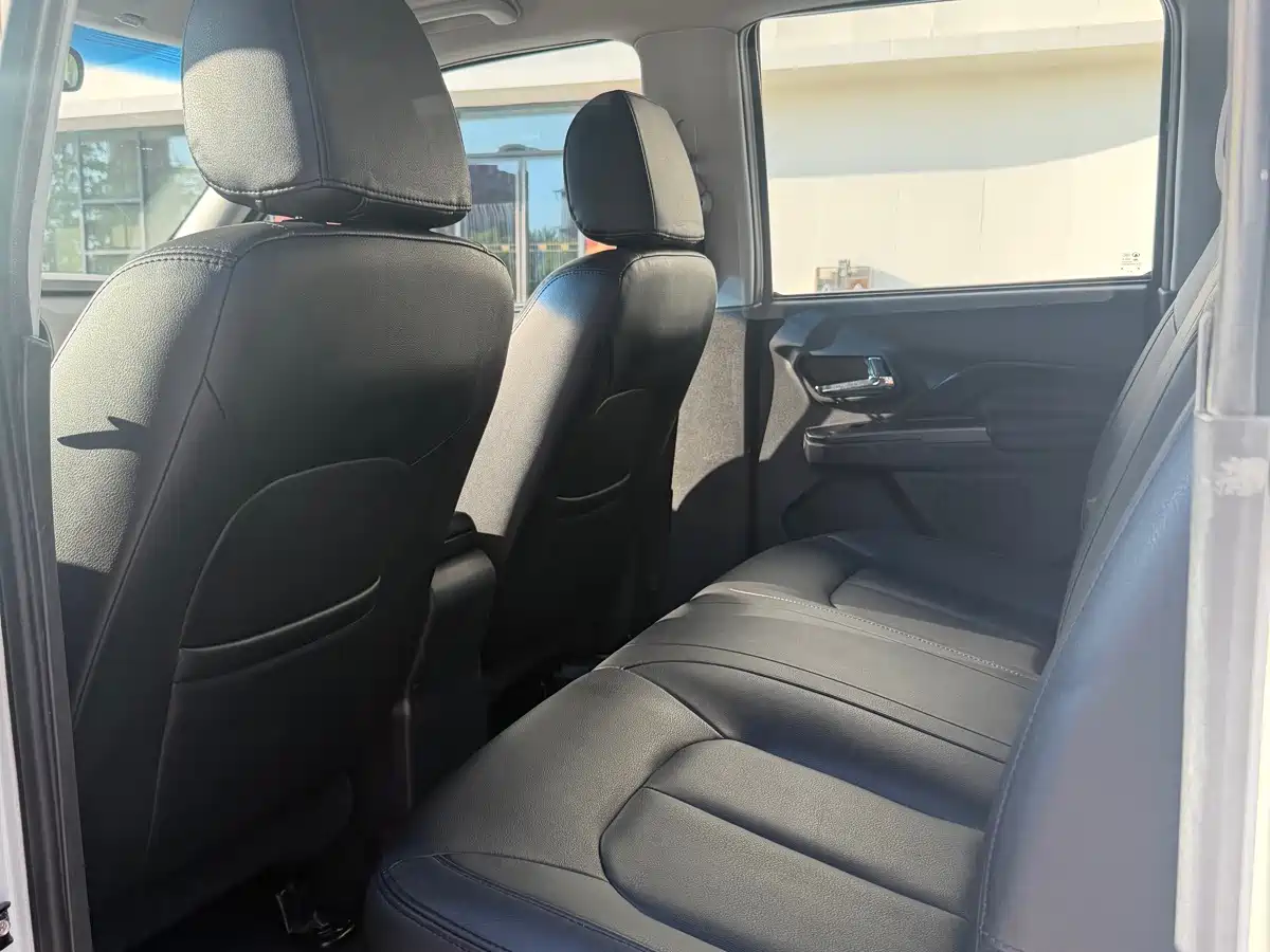 Great Wall Fengjun 5 2017 2017 2.4L Euro Version Gasoline 2WD Pioneer Large Double Cab 4G69S4N