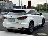 Фото 22 - Lexus RX