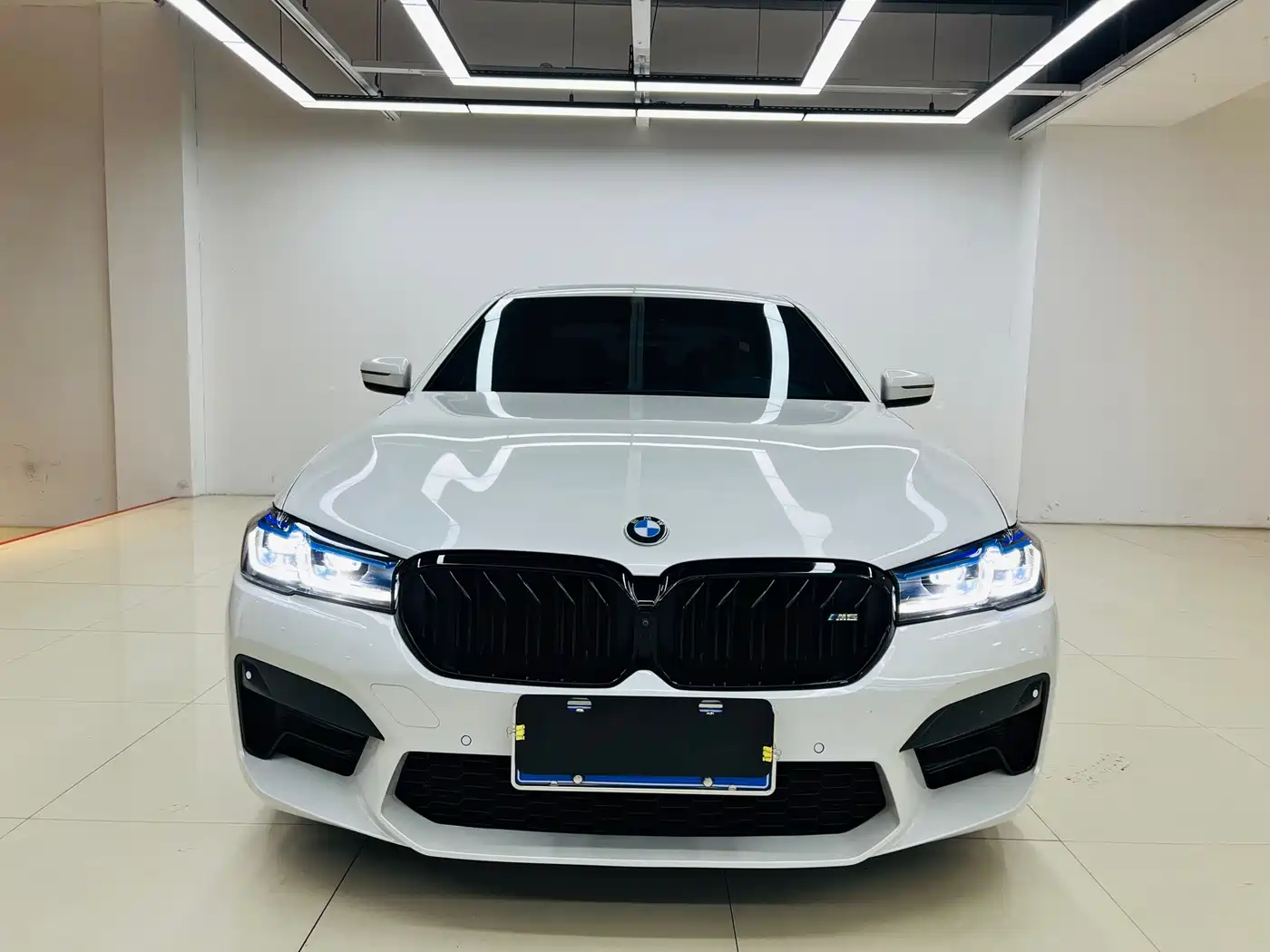 BMW 5 Series 2018 530Li Premium M Sport Package фото 4