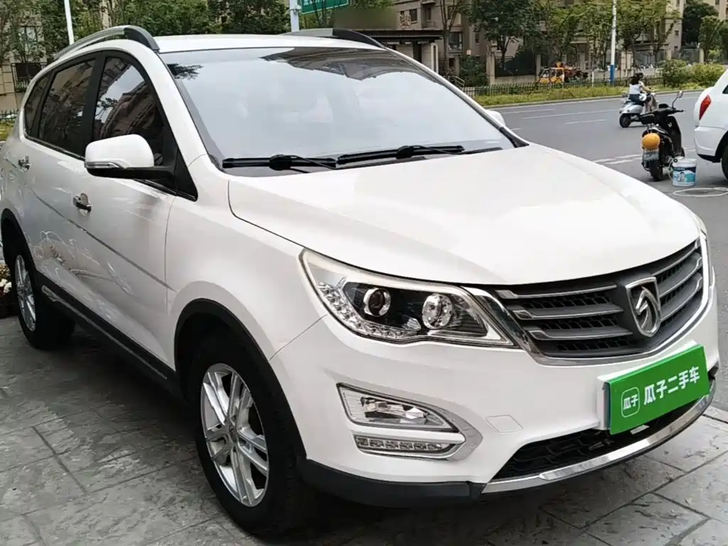Baojun 560 2017 2016 1.8L iAMT Elite
