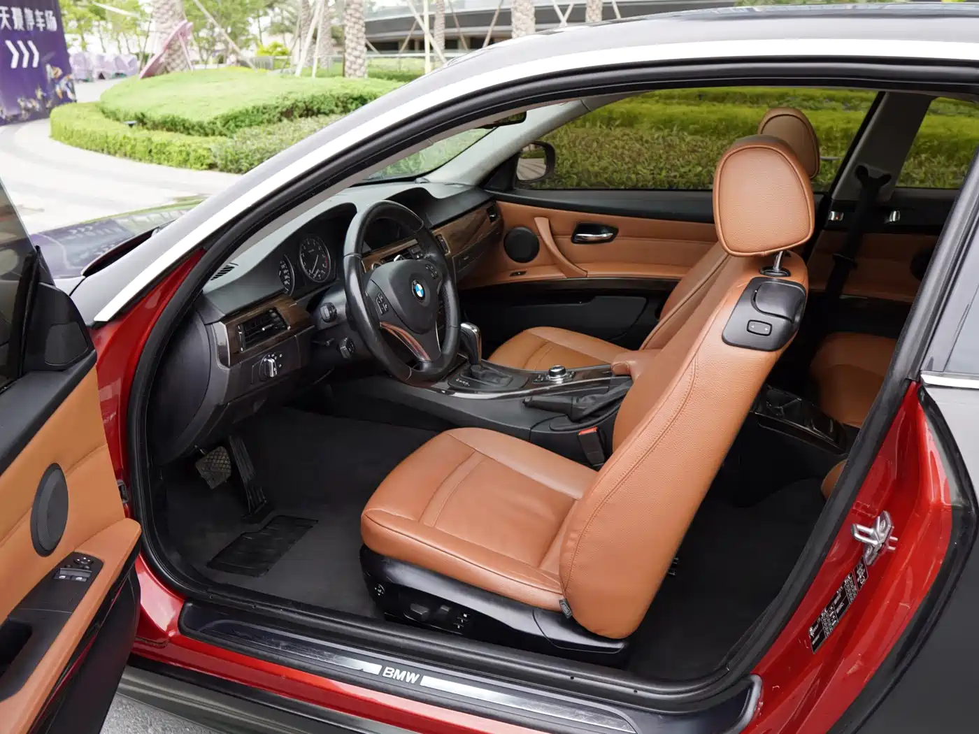 BMW 3 Series (Import) 2011 330i Coupe фото 5