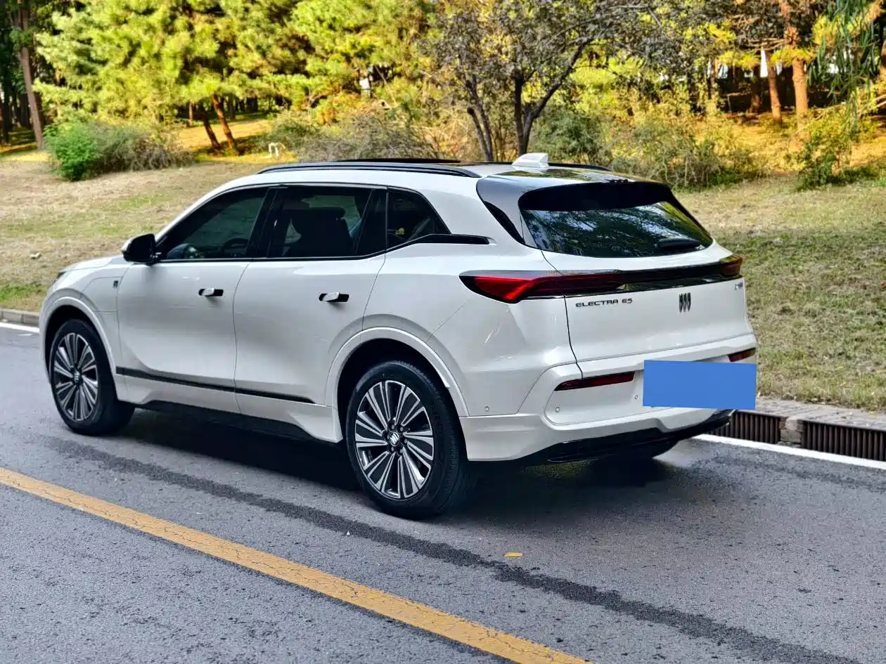 2026 Buick E5