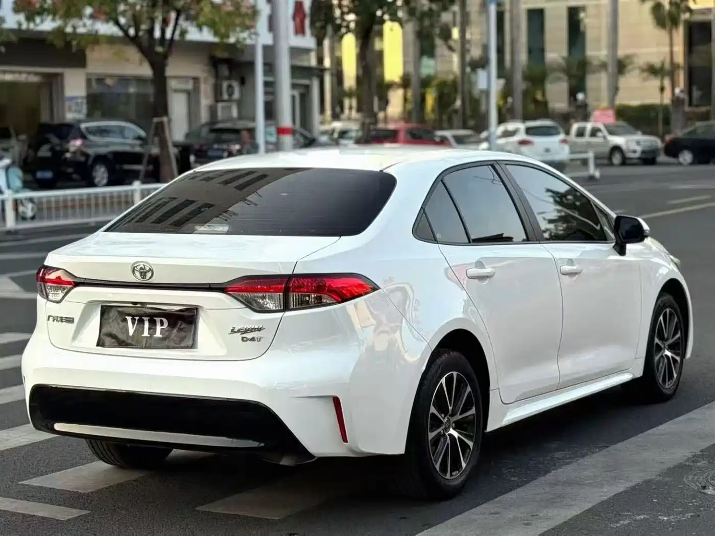 Toyota Levin 2024 185T CVT Luxury Edition фото 6