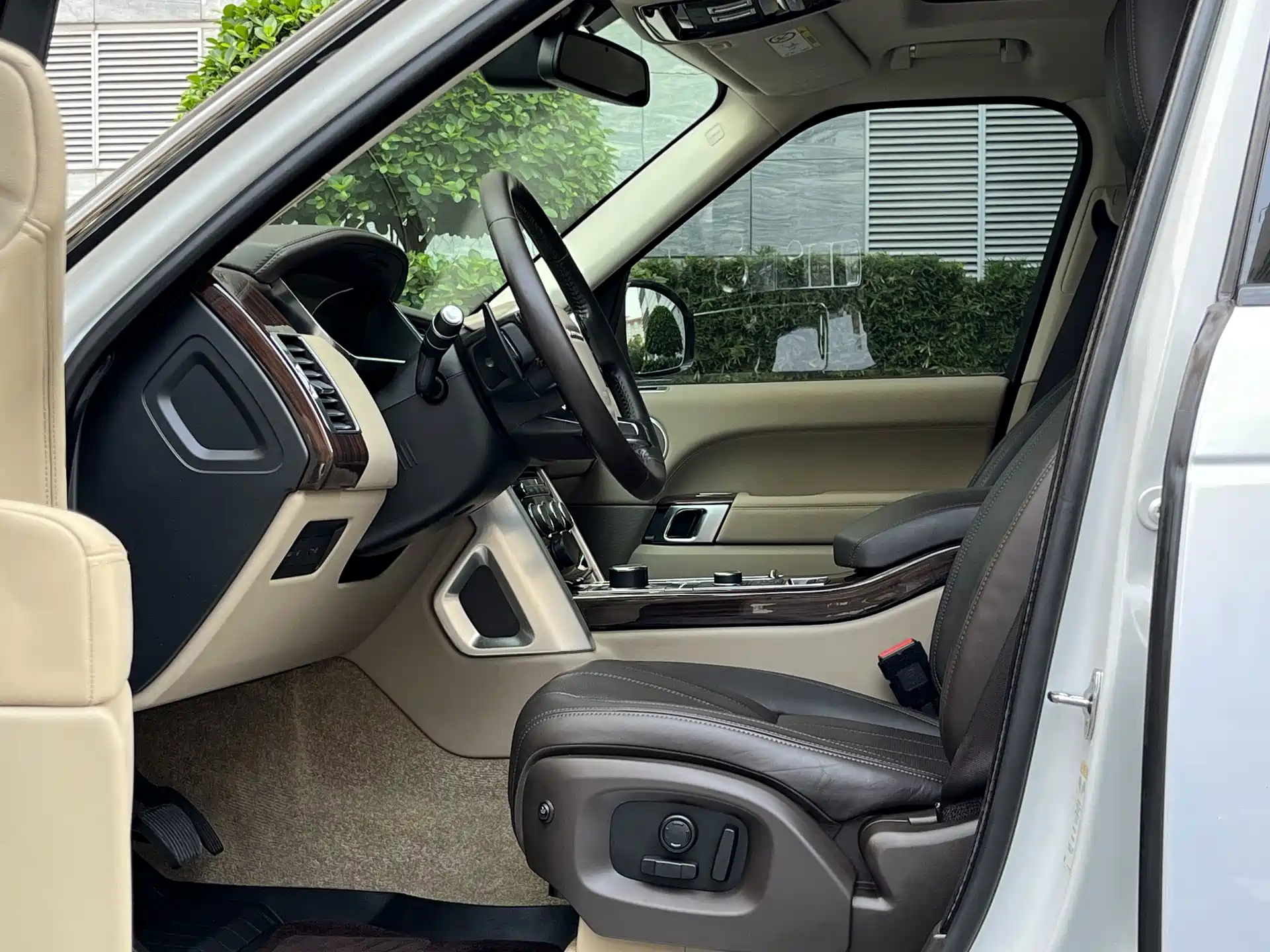 Фото 8 - Land Rover Range Rover