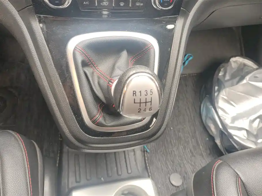Haval H6 2016 Upgrade Edition 1.5T Manual 2WD Elite Type фото 16