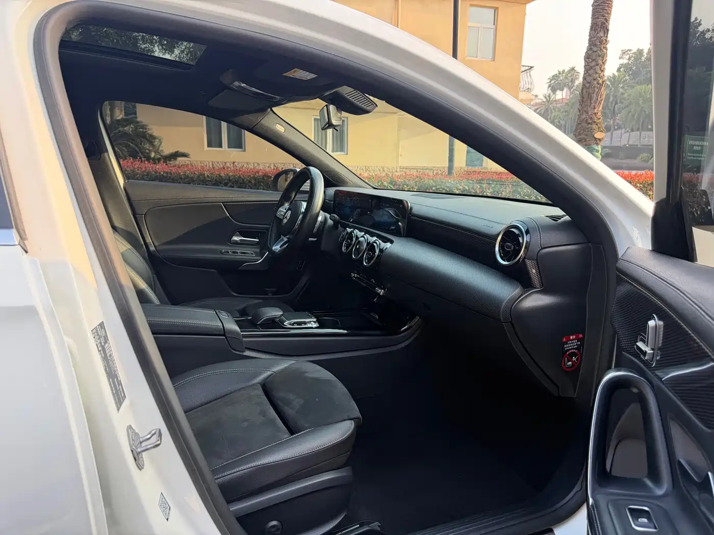 Mercedes-Benz A-Class 2020 A 200 L Sport Sedan фото 14