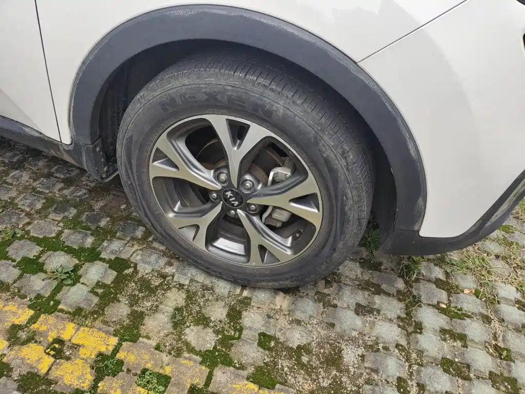 Фото 24 - Kia KX3