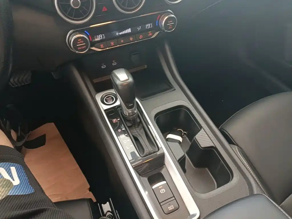 Nissan SYLPHY, миниатюра 14