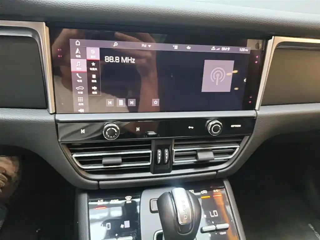 Porsche Macan 2022 Macan 2.0T фото 20