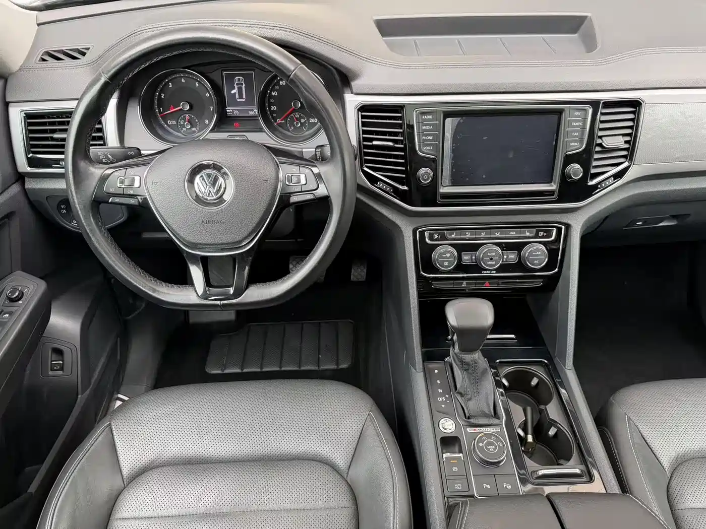 Volkswagen Teramont 2017 380TSI 4WD Luxury Edition фото 6