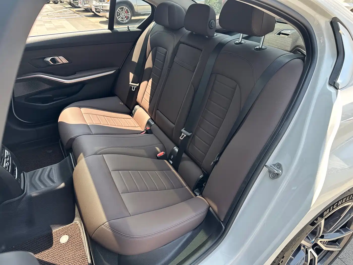 BMW 3 Series 2020 325Li M Sport Package фото 15
