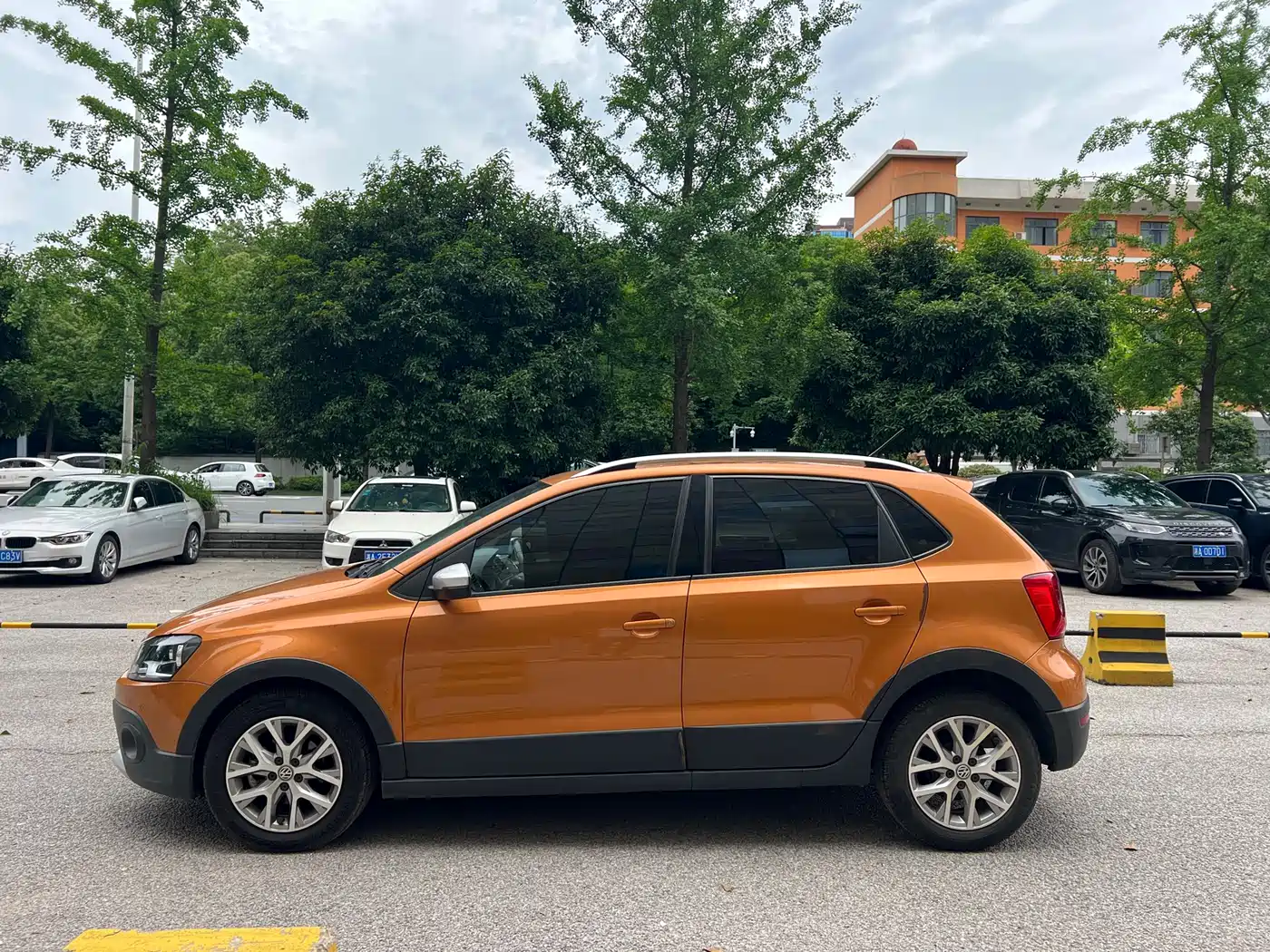 Volkswagen Polo 2018 1.5L Cross Polo Auto фото 24