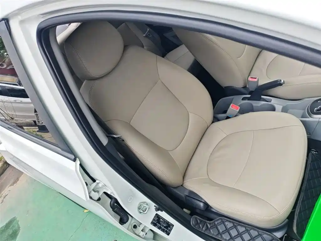 Hyundai Verna 2016 1.4L Automatic Smart GLS фото 25