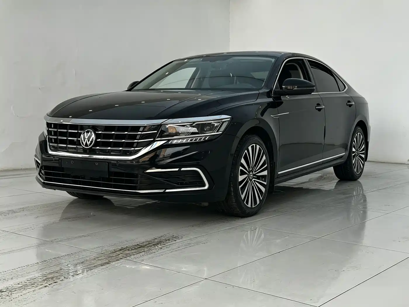 Volkswagen Passat 2021 Model 330TSI Luxury Edition