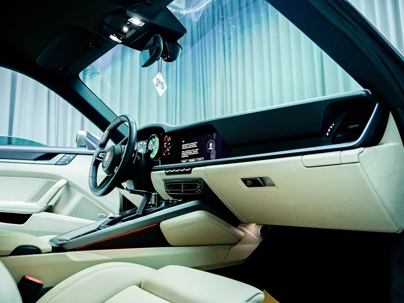 Porsche 911 2023 Carrera 3.0T фото 10