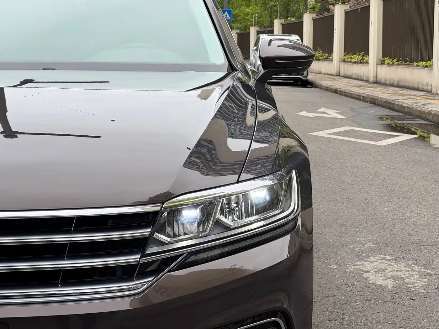 Volkswagen Phideon 2018 Facelift 380TSI FWD Business фото 4