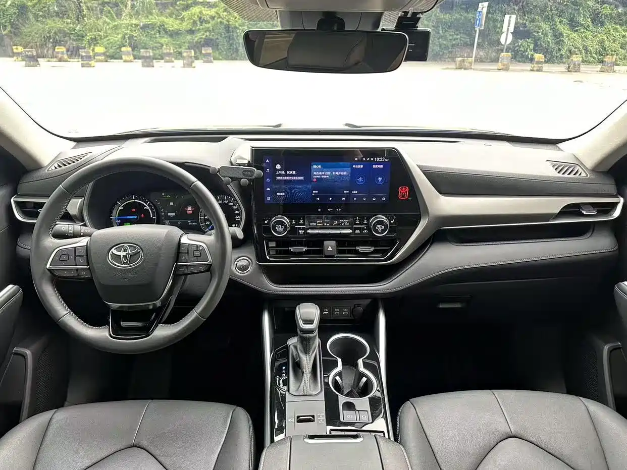 Toyota Highlander 2024 2023 2.5L Smart Hybrid Dual Engine AWD Premium 7-Seater