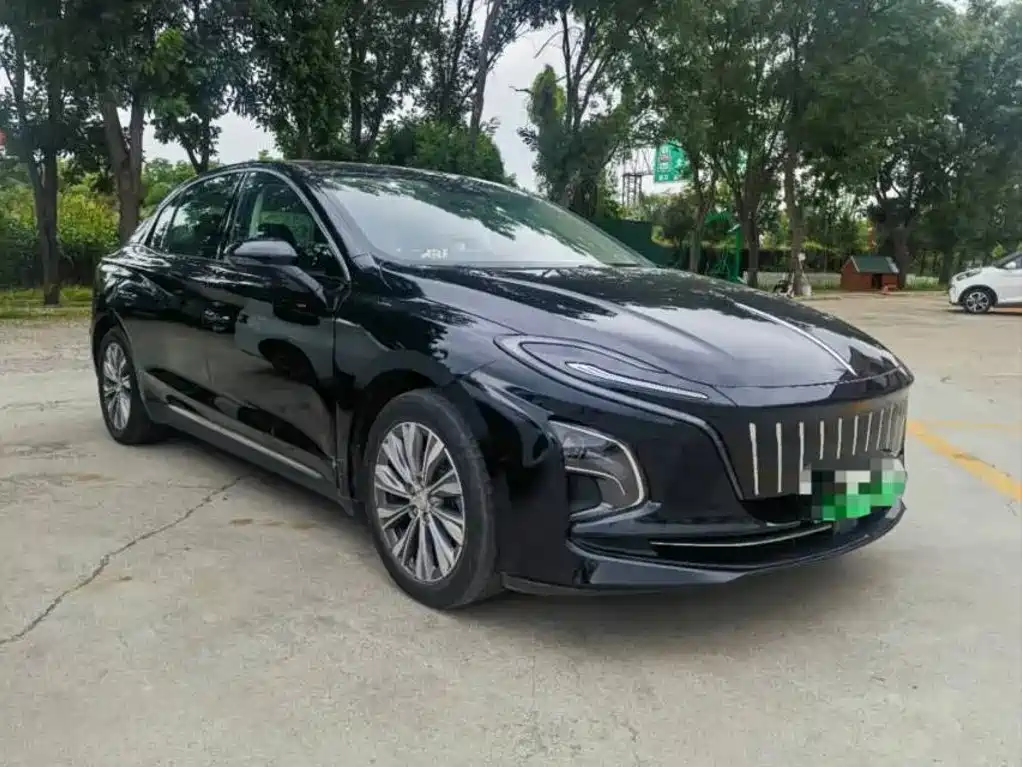 Hongqi E-QM5 2025 2024 500km Travel Edition