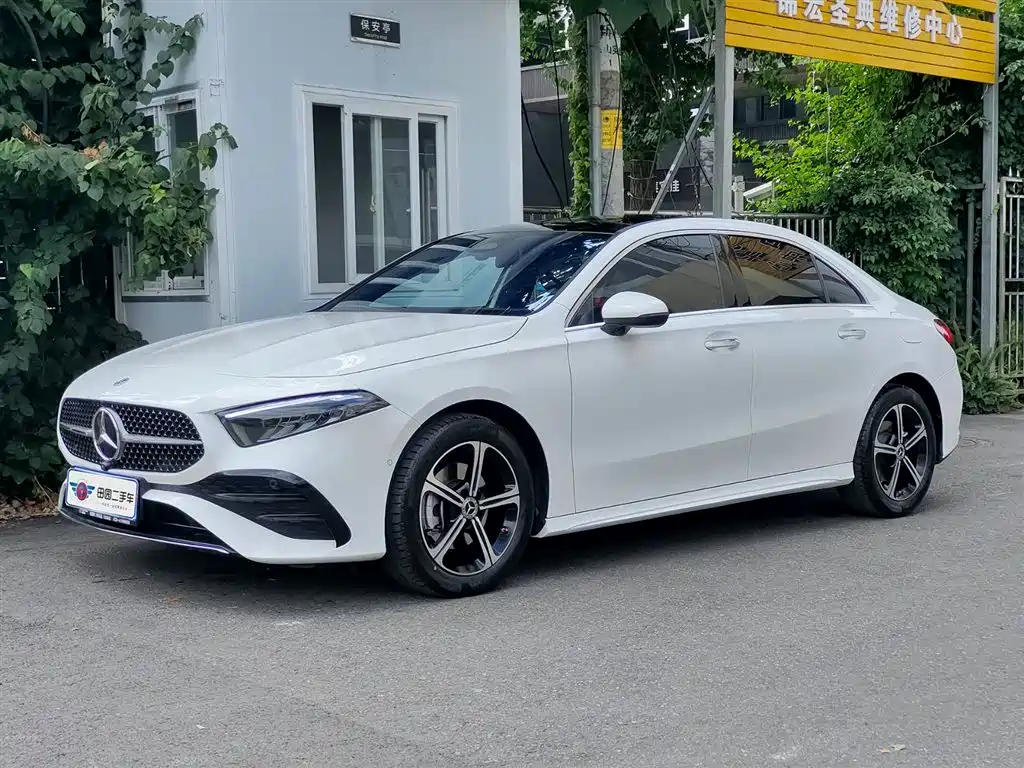 Mercedes-Benz A-Class 2024 2024 Facelift A 200 L Fashion