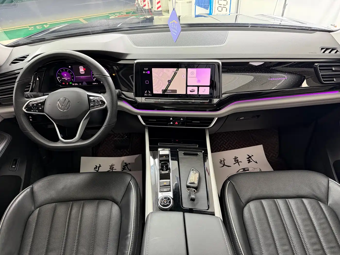 Volkswagen Teramont 2022 530 V6 4MOTION Premium Luxury фото 7