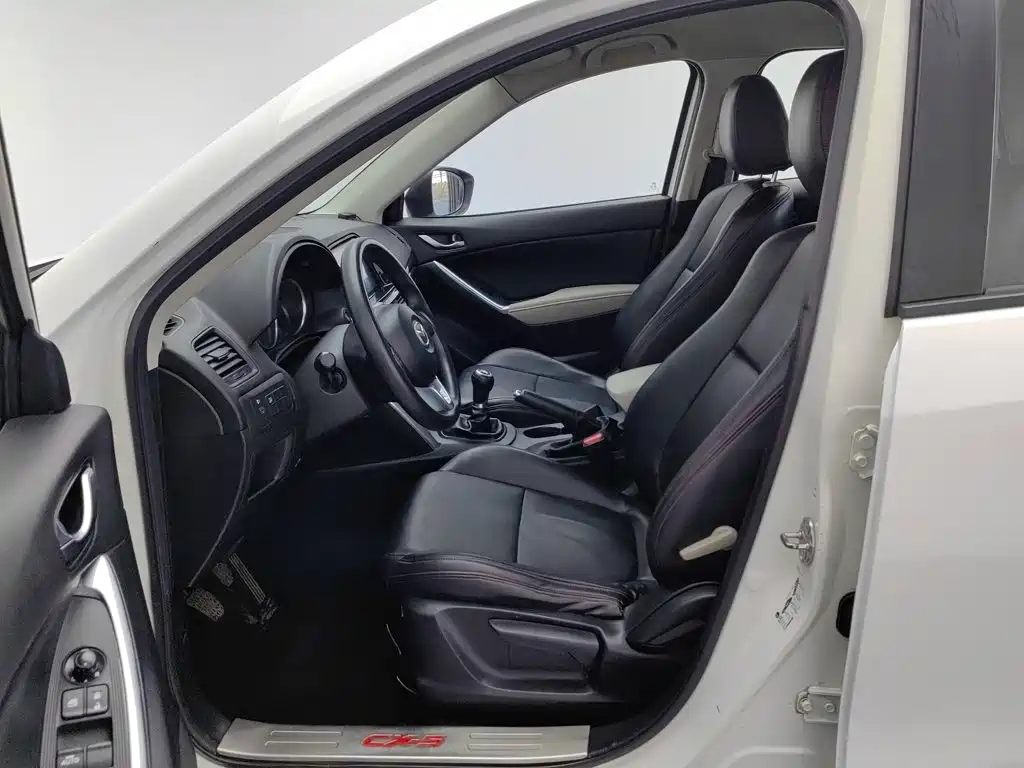 Фото 10 - Mazda CX-5