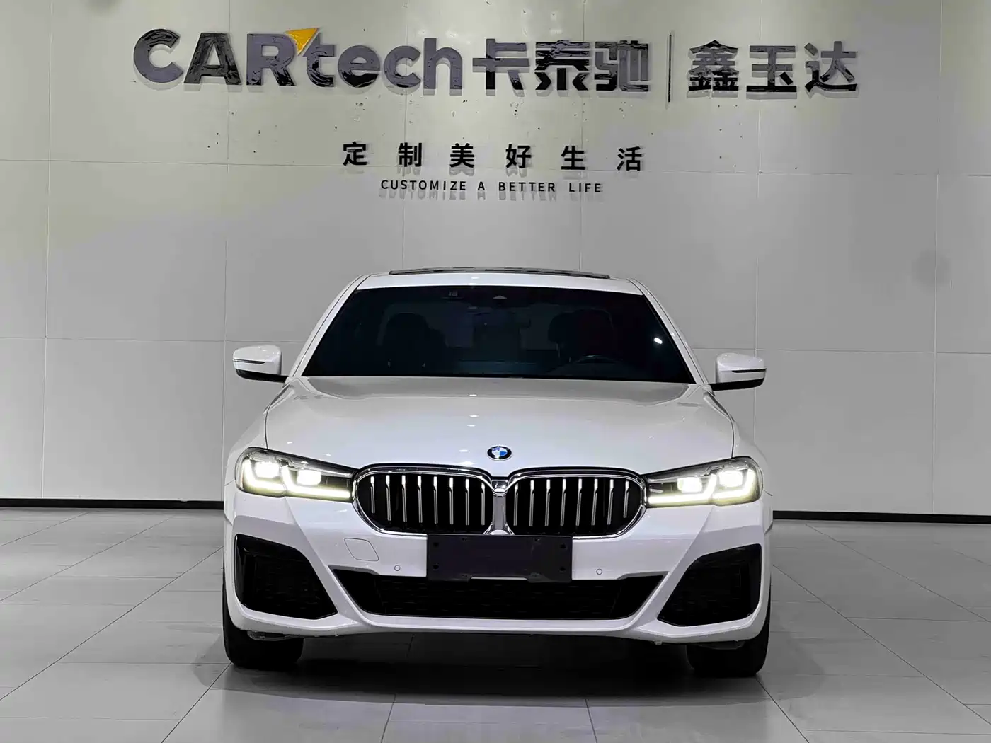 BMW 5 Series 2022 Model Second Facelift 525Li M Sport Package фото 2