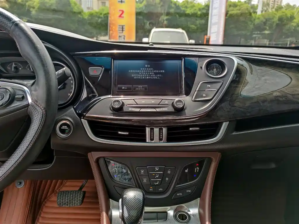 Buick Envision Plus 2015 2014 28T 4WD Luxury