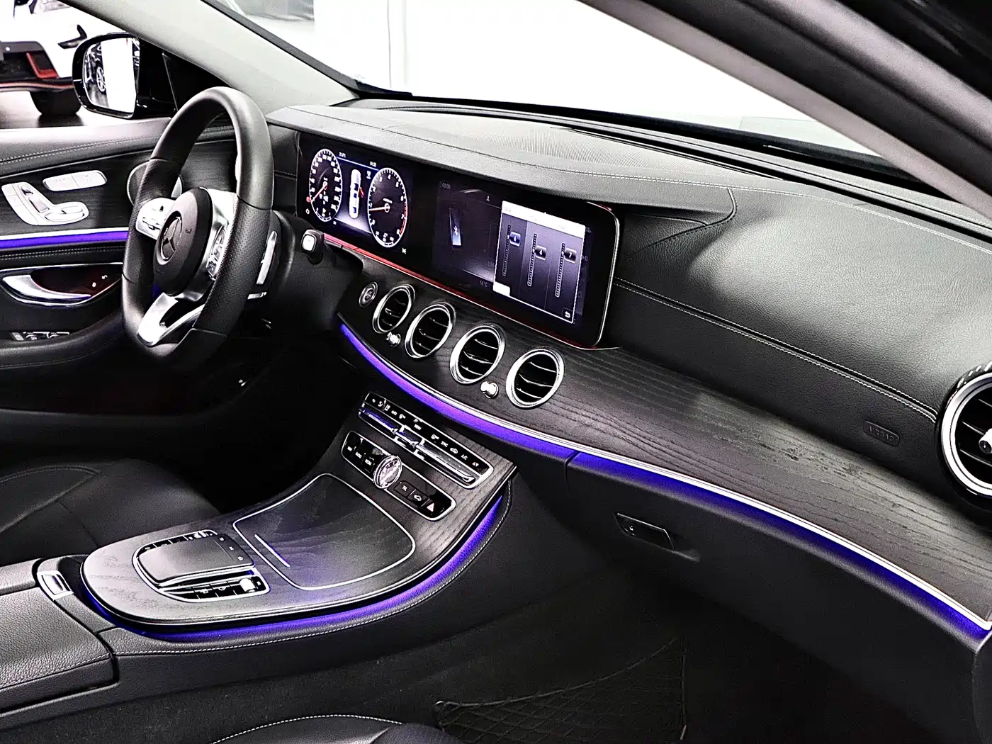 Mercedes-Benz E-Class 2020 E 300 L Sport Fashion Model фото 15