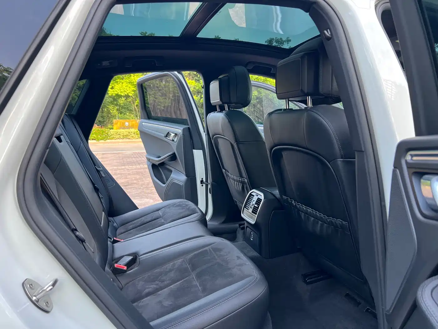 Porsche Macan 2017 Macan 2.0T фото 8