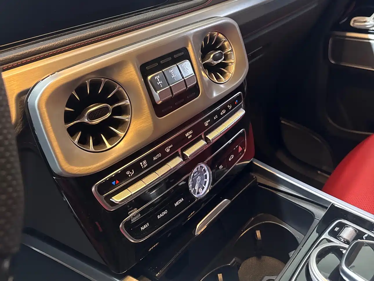 Mercedes-Benz G-Class AMG 2019 Facelift AMG G 63 фото 12