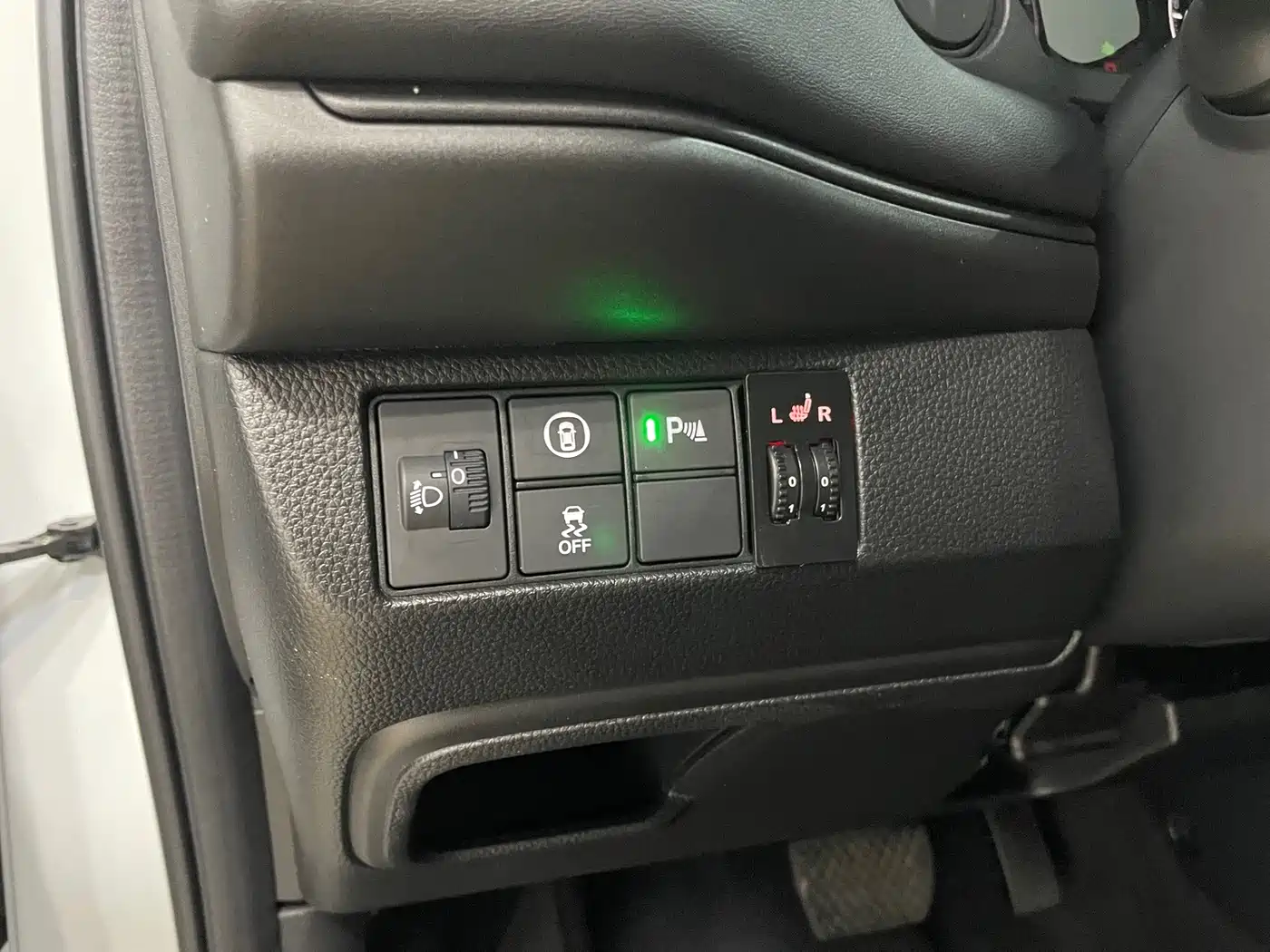 Honda Vezel 2024 2023 1.5L CVT Technology Edition